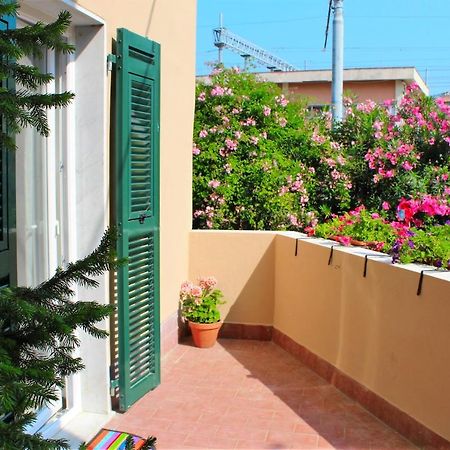 Вілла Terrazza Cinque Terre Ла-Спеція Екстер'єр фото