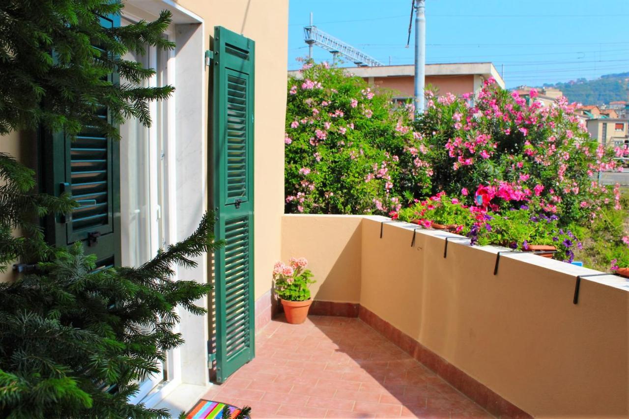 Вілла Terrazza Cinque Terre Ла-Спеція Екстер'єр фото
